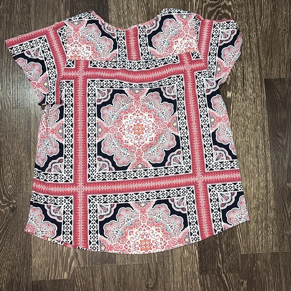 Croft & Barrow woman’s coral, navy, and white designed shirt size medium - Picture 2 of 5